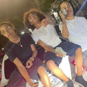 Meet your Posher, Chris